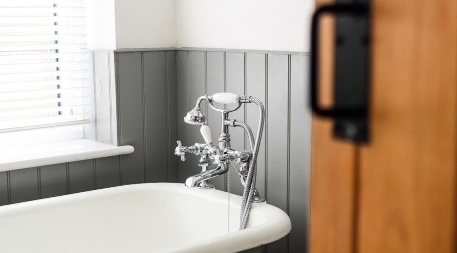 bathroom tub drain replacement